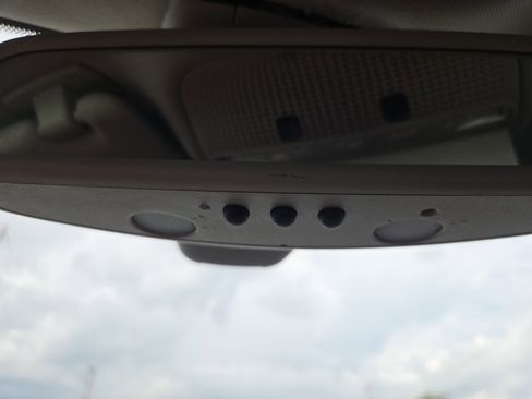 Used 2015 Mercedes-Benz C 300 Sedan image 22