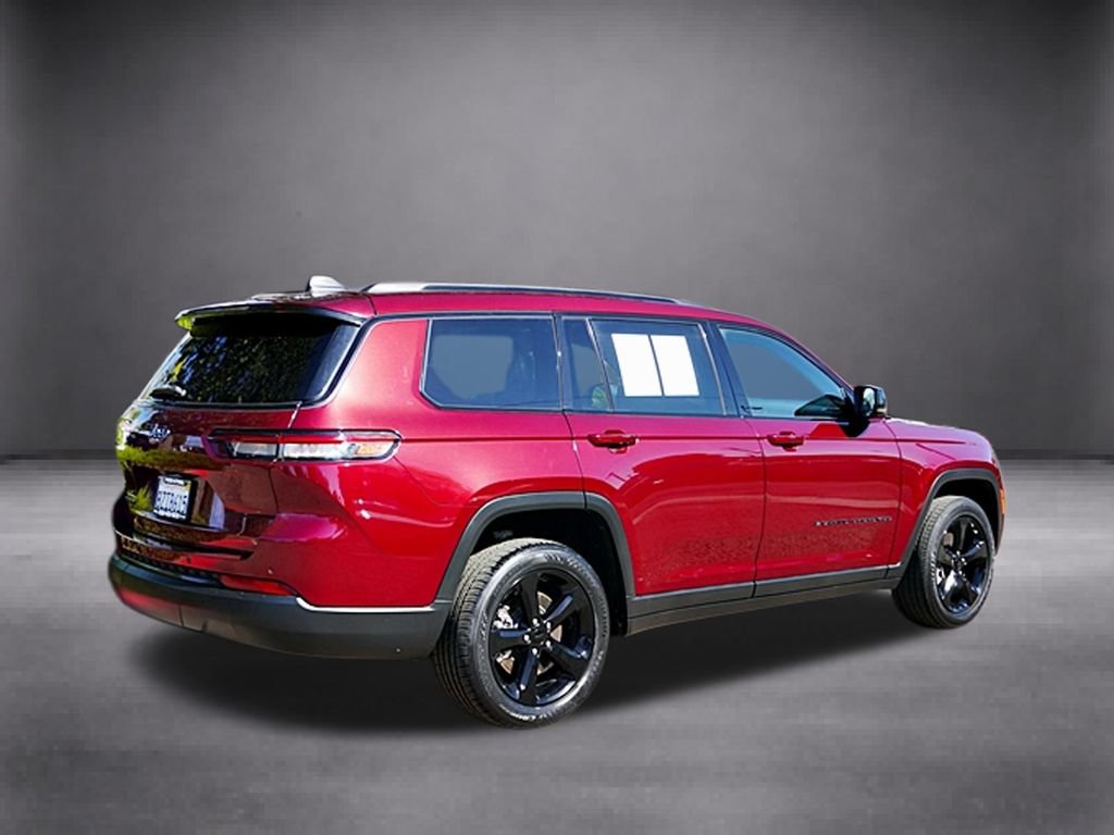 Used 2021 Jeep Grand Cherokee L Laredo AWD/4WD image 4