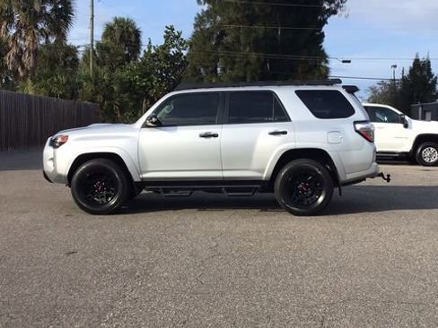 Used 2021 Toyota 4Runner Venture image 8