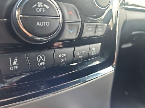 Used 2019 Jeep Grand Cherokee Trailhawk AWD/4WD image 23