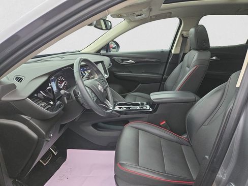 Used 2022 Buick Envision Essence w/ Sport Touring Package image 10