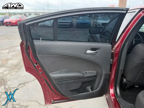 Used 2021 Dodge Charger SXT w/ Blacktop Package RWD image 15
