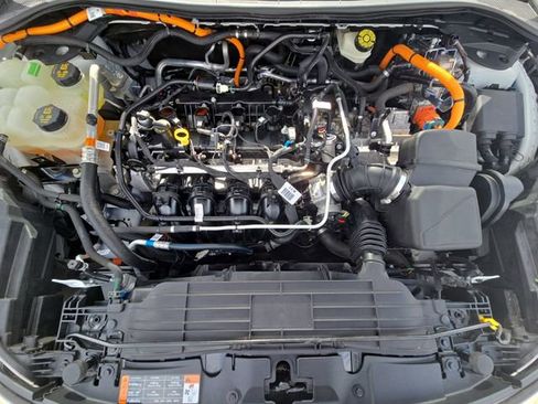 Used 2020 Ford Escape Titanium w/ Titanium Premium Package 2.0 image 31