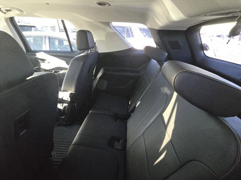 Used 2020 Chevrolet Traverse Premier image 6