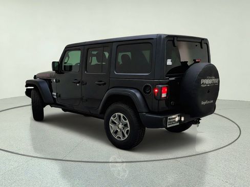 Used 2018 Jeep Wrangler Unlimited Sport AWD/4WD image 12