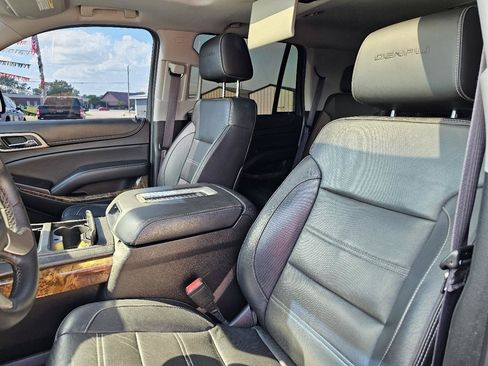 Used 2016 GMC Yukon Denali w/ Open Road Package AWD/4WD image 7