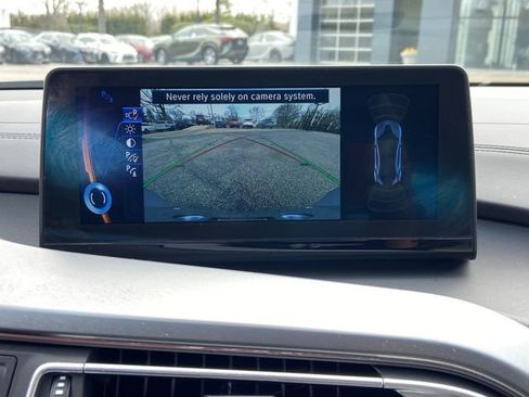 Used 2015 BMW i8 image 17