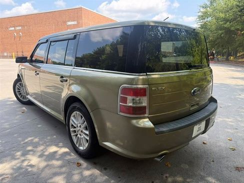 Used 2013 Ford Flex SEL FWD image 2