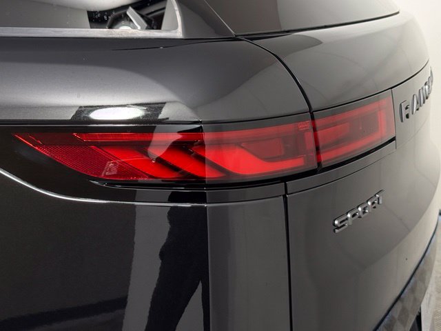 New 2027 Land Rover Range Rover Sport SE AWD/4WD image 13