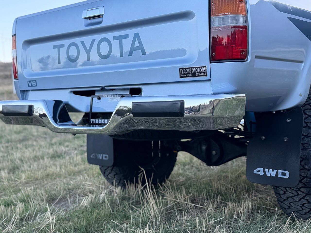 Used 1990 Toyota Pickup Deluxe AWD/4WD image 33