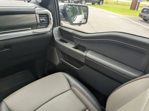 New 2025 Ford F150 Lariat w/ Equipment Group 502A High image 18