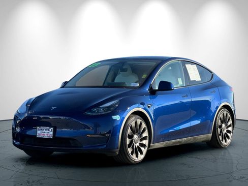 Used 2023 Tesla Model Y Performance image 8