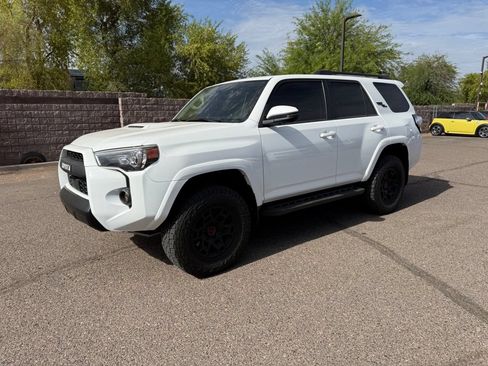 Used 2022 Toyota 4Runner TRD Off-Road Premium AWD/4WD image 1