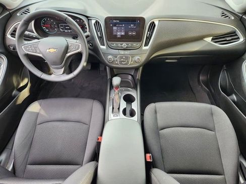 Used 2023 Chevrolet Malibu RS image 26