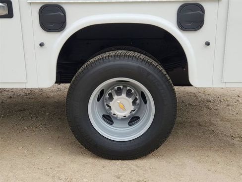 New 2026 Chevrolet Silverado 3500 W/T w/ WT Convenience Package AWD/4WD image 31