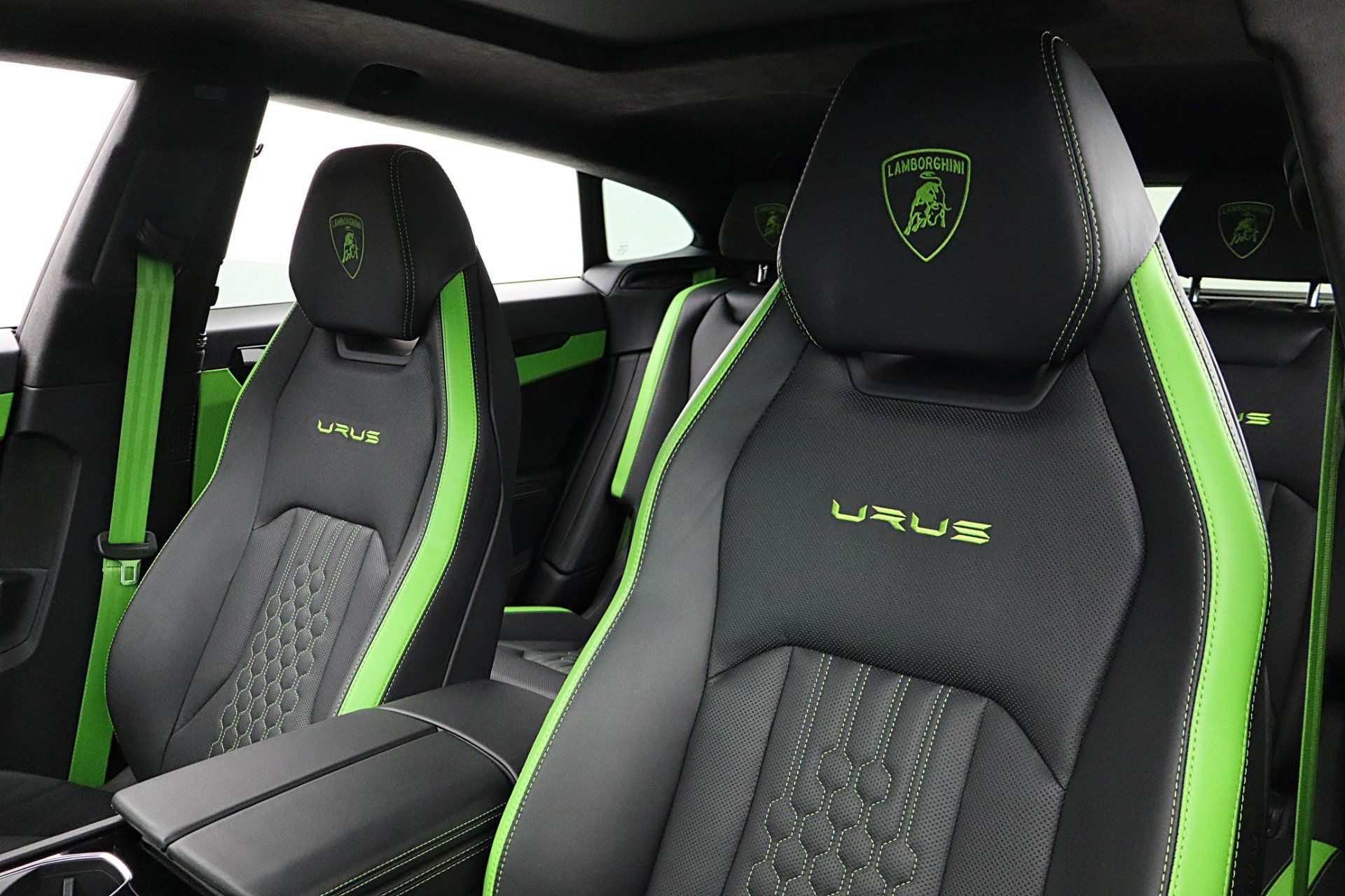 Used 2024 Lamborghini Urus S AWD/4WD image 37