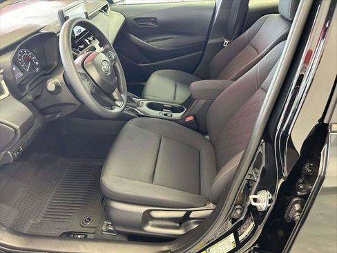Certified 2025 Toyota Corolla LE FWD image 15