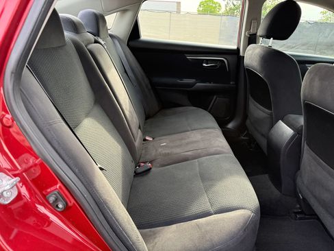 Used 2014 Nissan Altima 2.5 S FWD image 20
