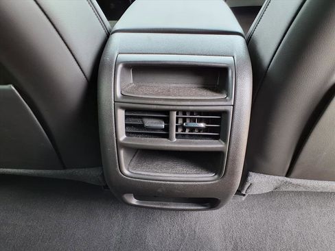 Certified 2023 Cadillac XT5 Premium Luxury w/ LPO, Floor Liner Package image 15