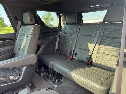 Certified 2023 Cadillac Escalade V AWD/4WD image 17