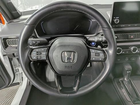 Used 2023 Honda Civic Sport image 17