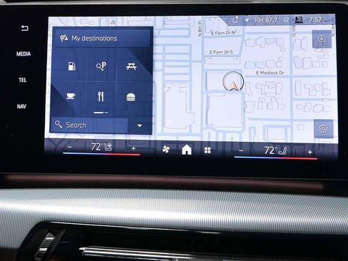 Used 2025 BMW X1 xDrive28i w/ Technology Package image 13