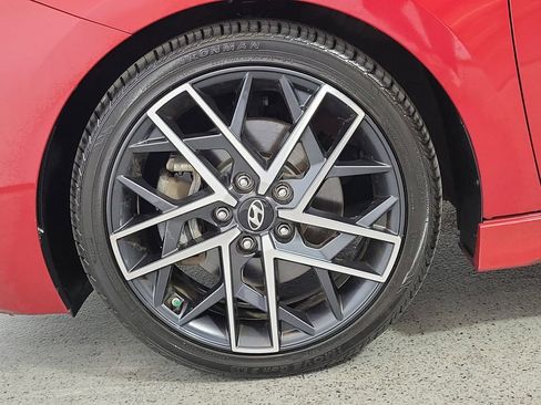 Used 2019 Hyundai Elantra Sport w/ Cargo Package image 8