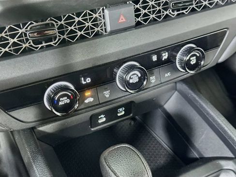 Used 2023 Honda Accord LX image 25