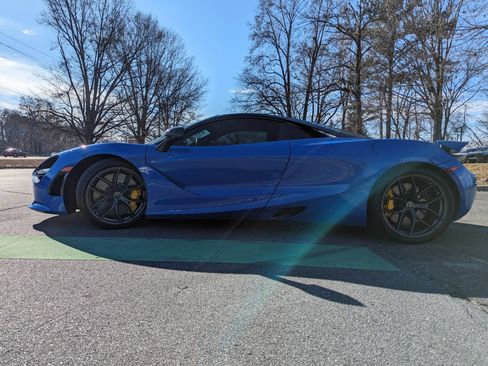 Used 2021 McLaren 720S Luxury RWD image 6