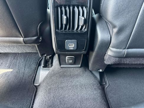 Certified 2024 Jeep Compass Latitude AWD/4WD image 12