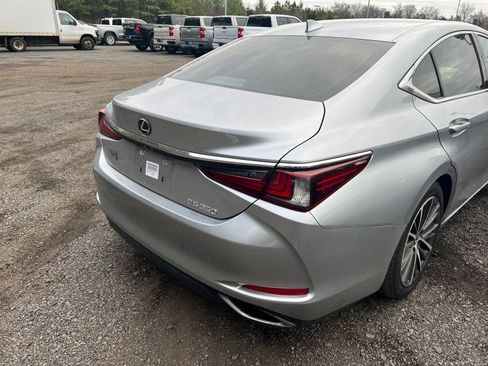 Used 2022 Lexus ES 350 w/ Premium Package image 4
