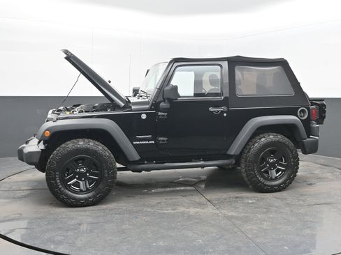 Used 2014 Jeep Wrangler Sport image 37