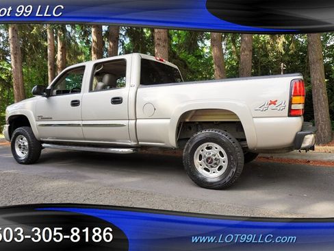 Used 2004 GMC Sierra 2500 SLT w/ Heavy-Duty Power Package AWD/4WD image 11