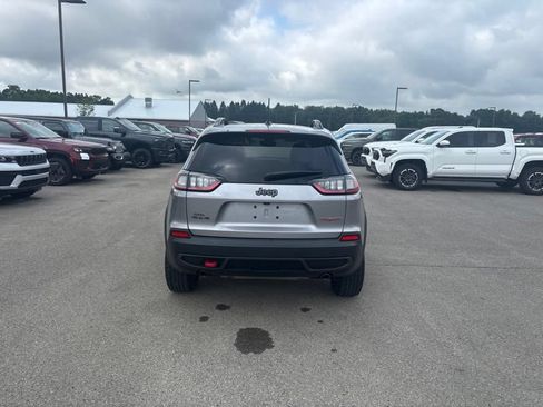 Used 2022 Jeep Cherokee Trailhawk w/ Premium Leather Package AWD/4WD image 4