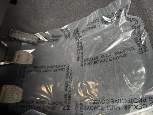 Certified 2023 Jeep Gladiator Sport image 17