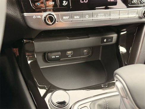 New 2026 Kia Seltos EX image 18