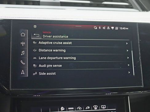 Used 2022 Audi e-tron S Prestige w/ Prestige Package image 24