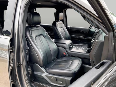 Used 2020 Ford Expedition Limited AWD/4WD image 9