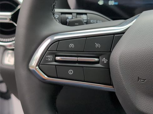 New 2026 Chevrolet Equinox LT w/ LPO, Floor Liner Package image 22