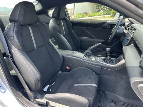 Used 2024 Toyota GR86 Premium w/ Performance Package RWD image 11