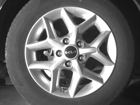 Used 2025 Kia Soul LX w/ LX Technology Package image 15