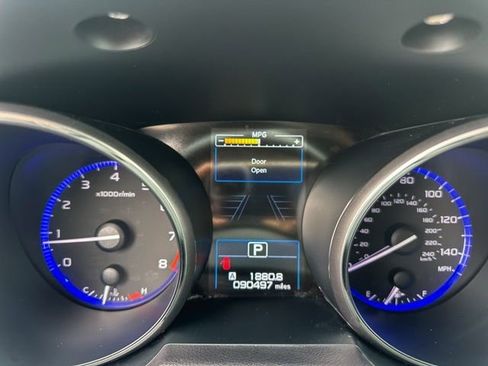 Used 2017 Subaru Outback 2.5i Limited image 18