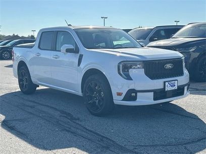New 2025 Ford Maverick Lobo
