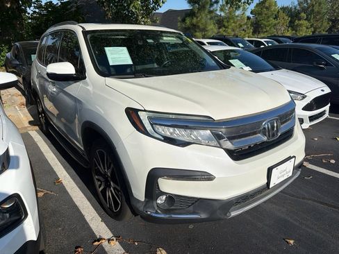 Used 2019 Honda Pilot Elite image 2