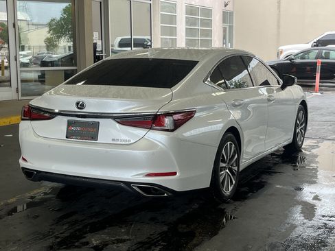 Used 2021 Lexus ES 350 w/ Premium Package FWD image 9