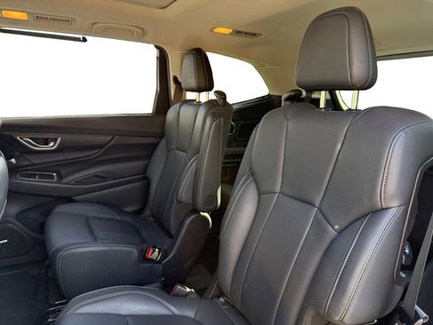 Used 2023 Subaru Ascent Limited w/ Technology Package image 12