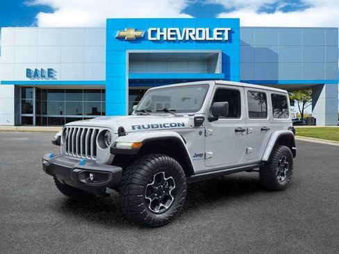 Used 2023 Jeep Wrangler Unlimited Rubicon 4xe w/ Cold Weather Group AWD/4WD image 7