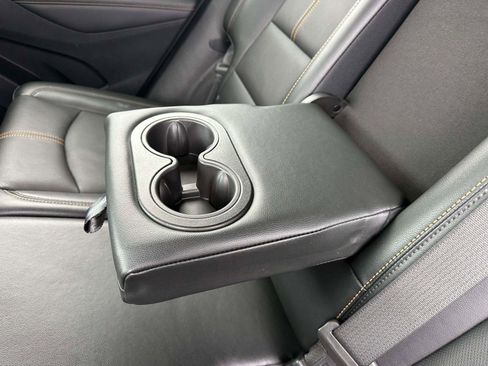 Used 2023 Chevrolet Equinox Premier image 10