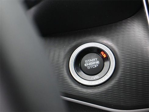 Used 2023 Jeep Grand Cherokee L Laredo image 19