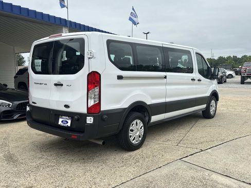 Used 2024 Ford Transit 350 XLT RWD image 7
